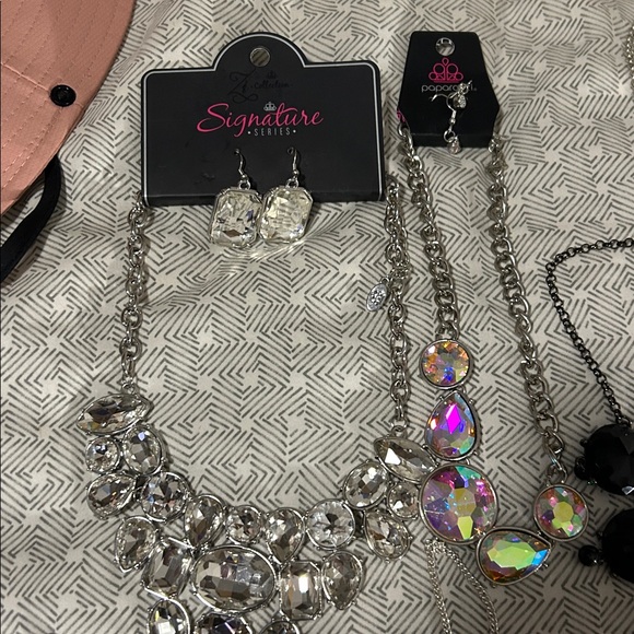 Silver and Black Necklace Collection - Picture 4 of 7